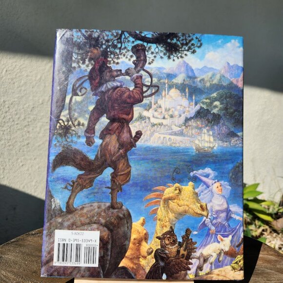 A Treasury of Children's Literature Book Hardcover Nursery Rhymes Fairy Tales Fa - Picture 2 of 9